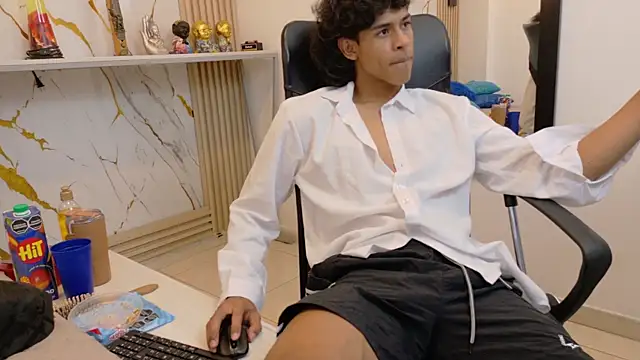 Zayn_Fox32 webcam
