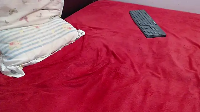 PreciousJohn87 webcam