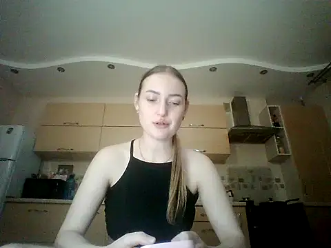 Lisanta live cam on StripChat