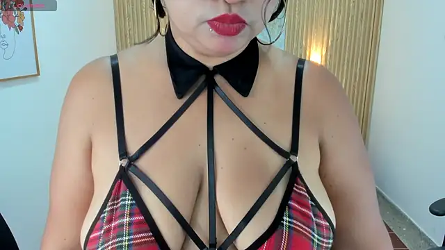 cloe_35's live room