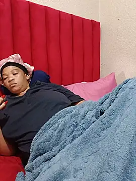 FreakyAngel3X webcam