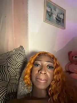 Nina_Velveta