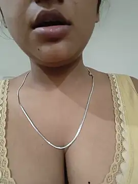 Kushi_12 webcam