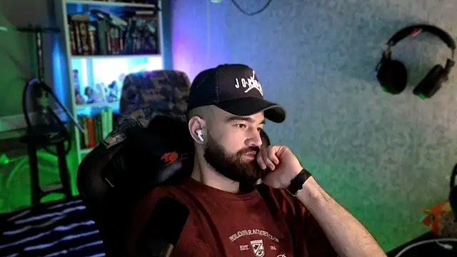 _Serious_Man webcam