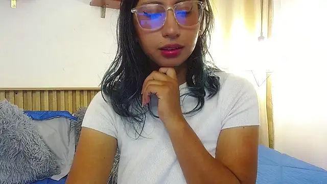 Violet_2003 webcam