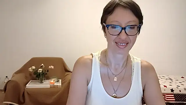 BellaRose_2020 webcam