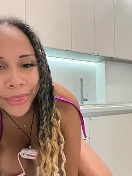 HaileyDiana webcam