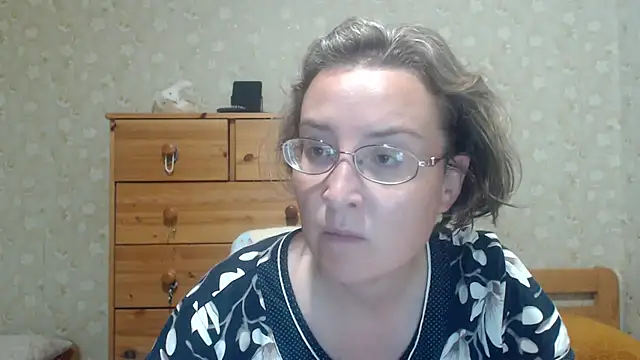 Smart_Rose live cam on StripChat