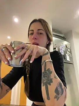 tlg_ferchule (F milf) - Me quedo en tetas