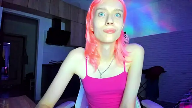 _Alice_Kitty live cam on StripChat