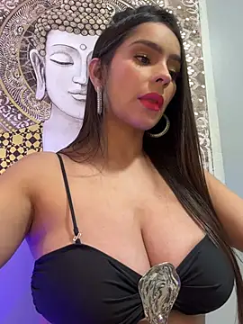 Mau_White