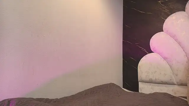 kissme_luna webcam