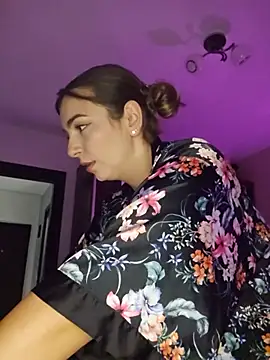MiaKroft_ webcam