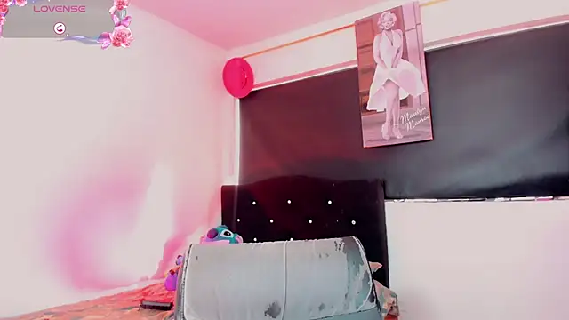 Kendall_hornyy webcam