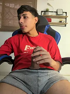 cody_fox10 live cam on StripChat