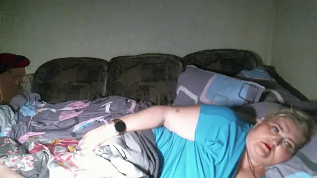 Lana555 live cam on StripChat