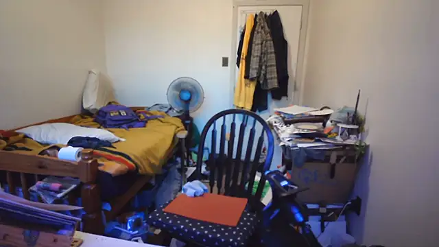 JohnnyMoves webcam