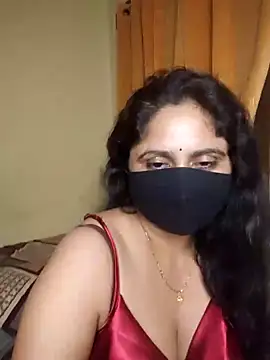 Sravvi499 live cam on StripChat