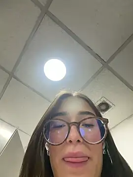 Sweet_Milaa1 webcam