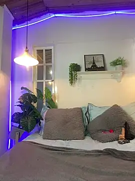 emma_cut3_ webcam