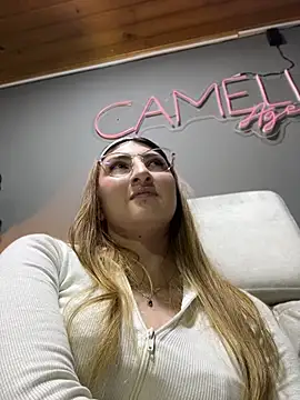 Alanna_DH webcam