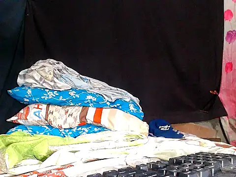 UnbeatableMaster69 webcam