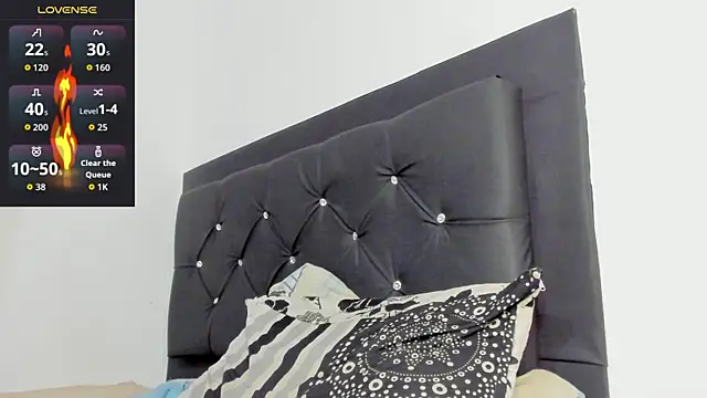 santi_brown webcam