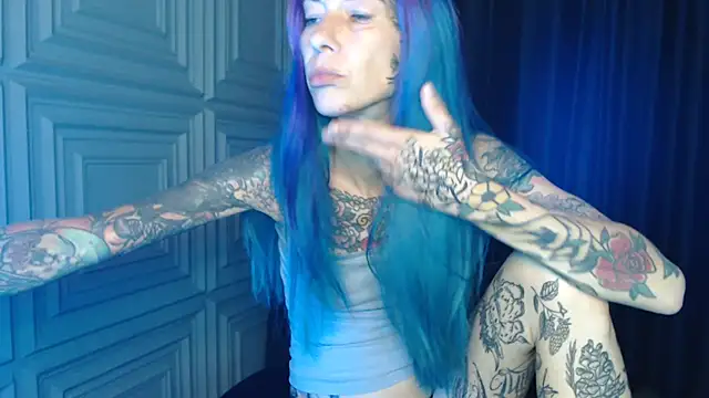 ravenryderuk (F milf) - PANTS OFF PUSSY PLAY - LETS GET JUICY