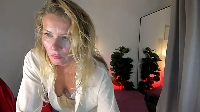 Julia_Giulia webcam