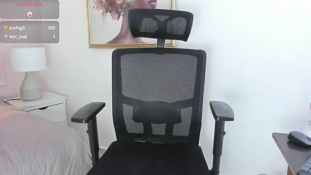 victoria_bourne webcam