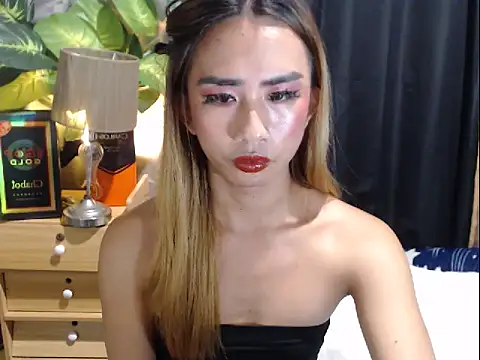 SanyaCumSlot webcam