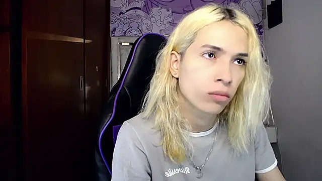 Larry_craft webcam