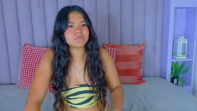AhslyEvans__ webcam