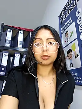 JENNIFER__03 webcam