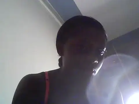 Smalltittsbigass webcam