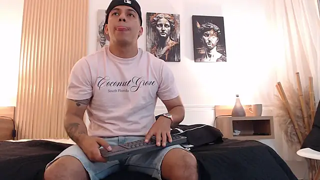 diego_salvatore (M young) - PLAY MASTURBATION