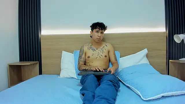 Liam__fox webcam
