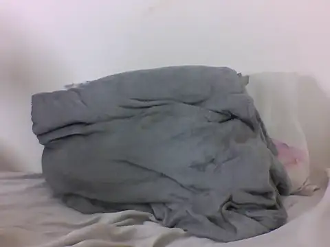 norah_m (M twink) - play pussy