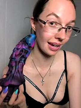 MrsCrazy18 webcam