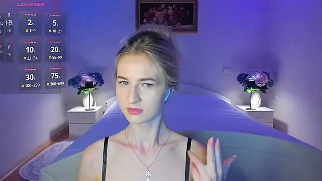 Julie_Blaze webcam
