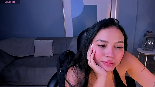 MollyJones_ webcam