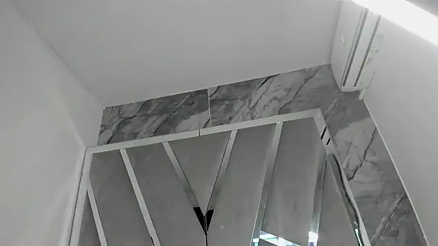 Mia_Petiteht webcam