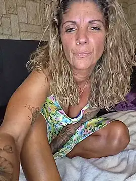 Dreamlove1 webcam