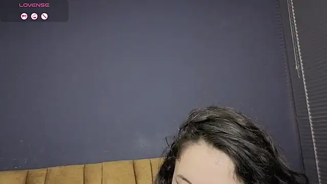 KendraaSimons webcam