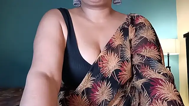 YourDesi_Laila_ webcam