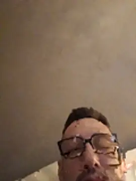 Andrex2222 webcam