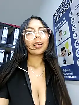 JENNIFER__03