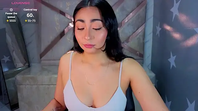 sara_lux_t