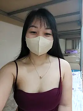 Laurie369 webcam
