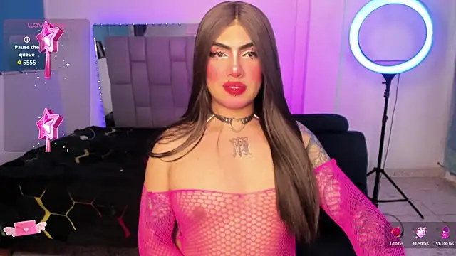Sophie_whitexxx live cam on StripChat